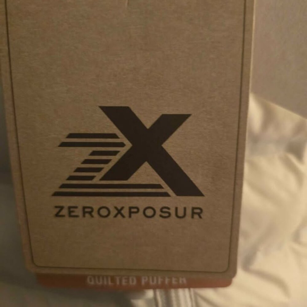 ZeroXposur (Khloe's) New with tags. Size Large, Quilted Puffer! - Picture 5 of 7